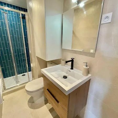 Ivs Andreossy Vue Et Montagne Pour 4 アパート